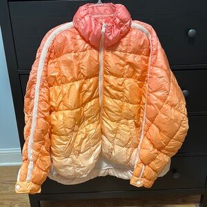 NWT Colorful FP ombré puffer jacket
